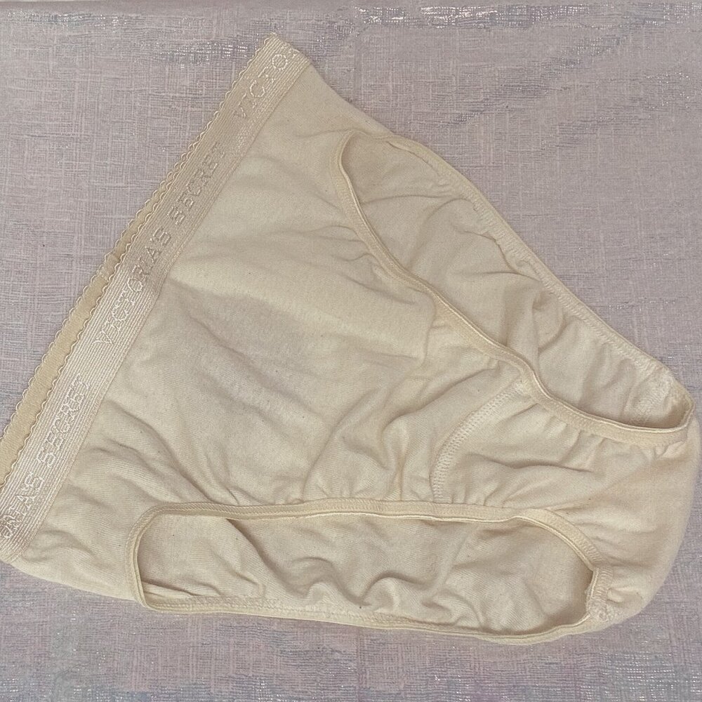 Victoria's Secret Signature Logo Original NWOT Waistband Hi-Leg Panty Beige Sm